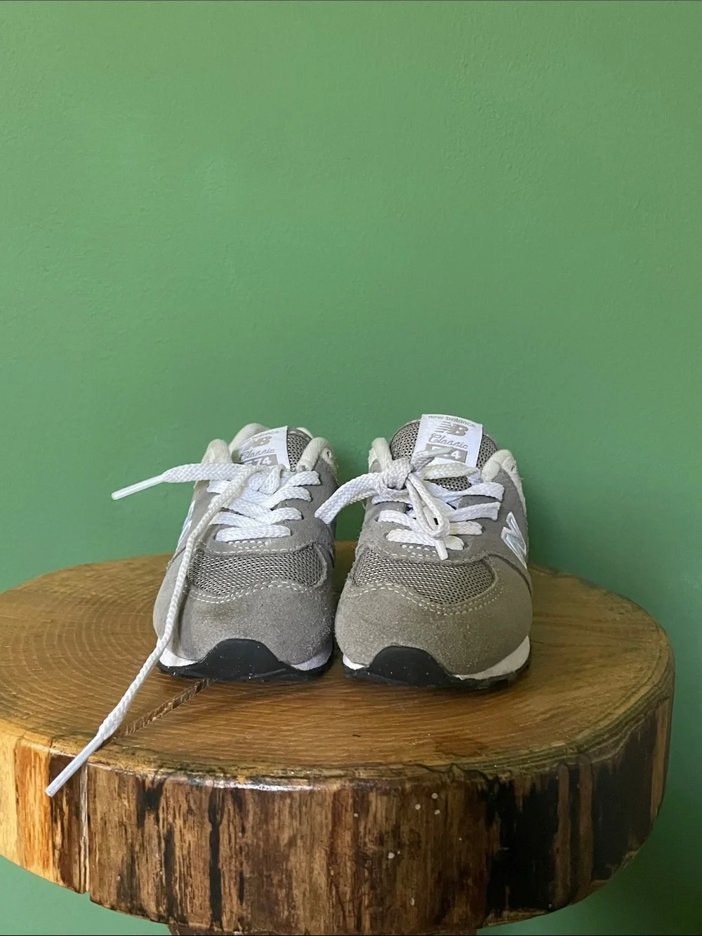 New Balance Kids Taupe and White Low-Top Sneakers